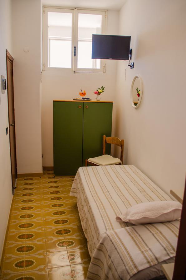 Hotel Angelino Barano dʼIschia Δωμάτιο φωτογραφία